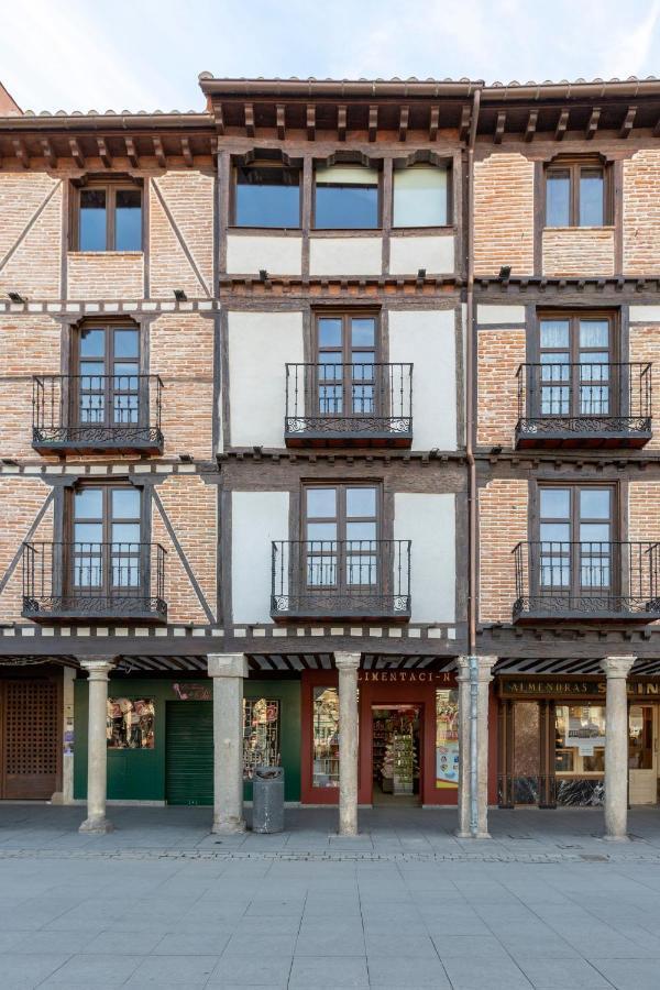 Apartamentos Ejemplares Alcalá de Henares Dış mekan fotoğraf