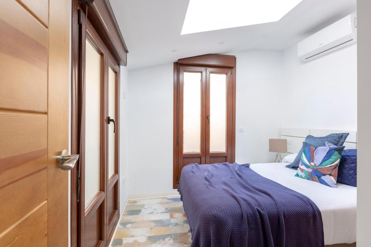 Apartamentos Ejemplares Alcalá de Henares Dış mekan fotoğraf