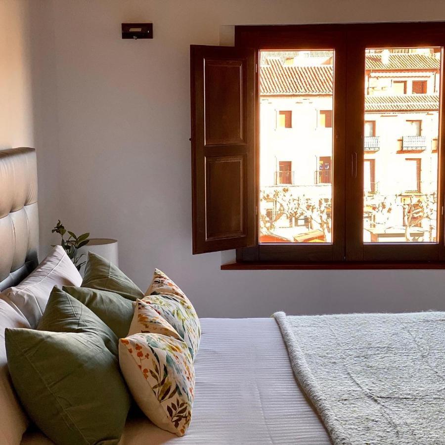 Apartamentos Ejemplares Alcalá de Henares Dış mekan fotoğraf